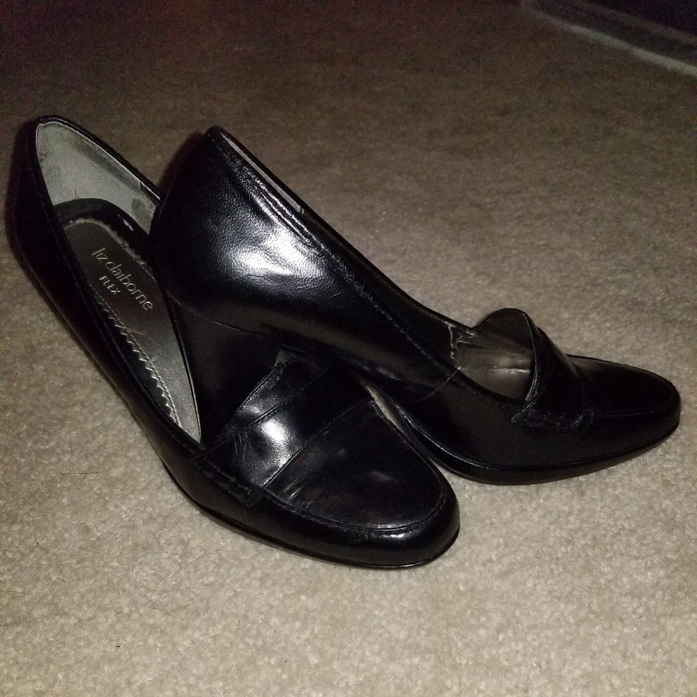 Liz Claiborne Black heels